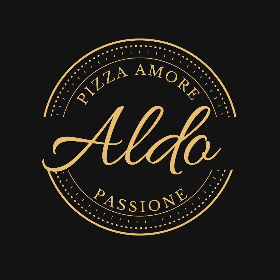 Hotel Restaurant Pizzeria Rotes Haus Munsterlingen Экстерьер фото