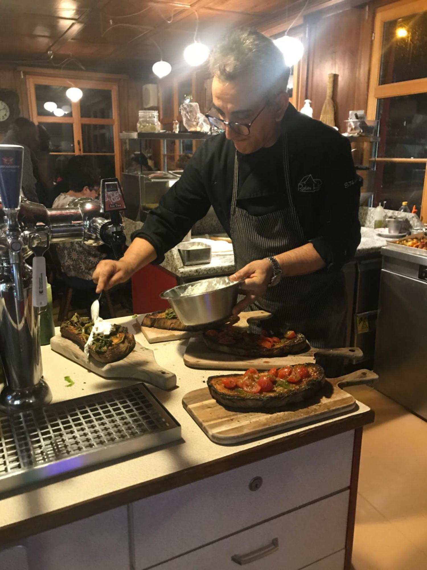 Hotel Restaurant Pizzeria Rotes Haus Munsterlingen Экстерьер фото