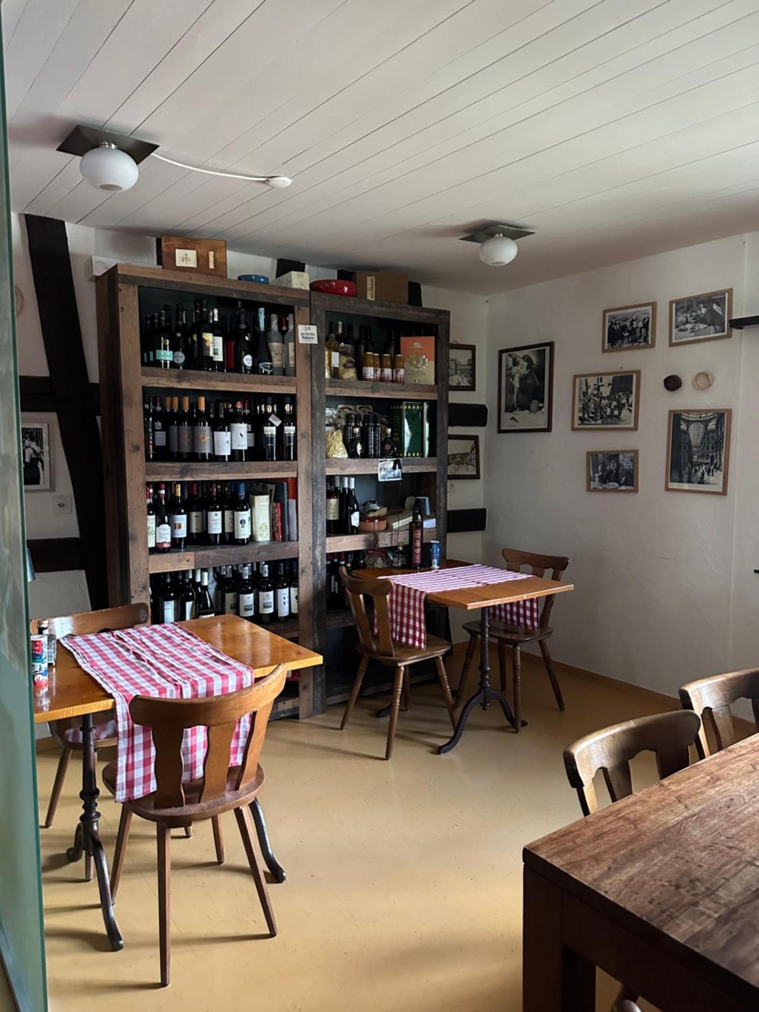 Hotel Restaurant Pizzeria Rotes Haus Munsterlingen Экстерьер фото